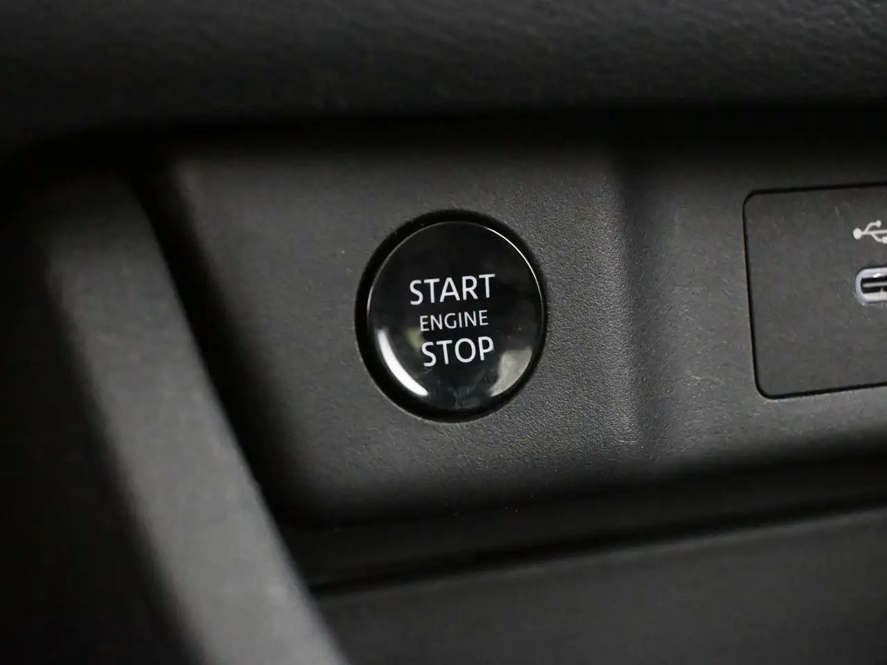 Nissan Rogue photo Nissan Rogue