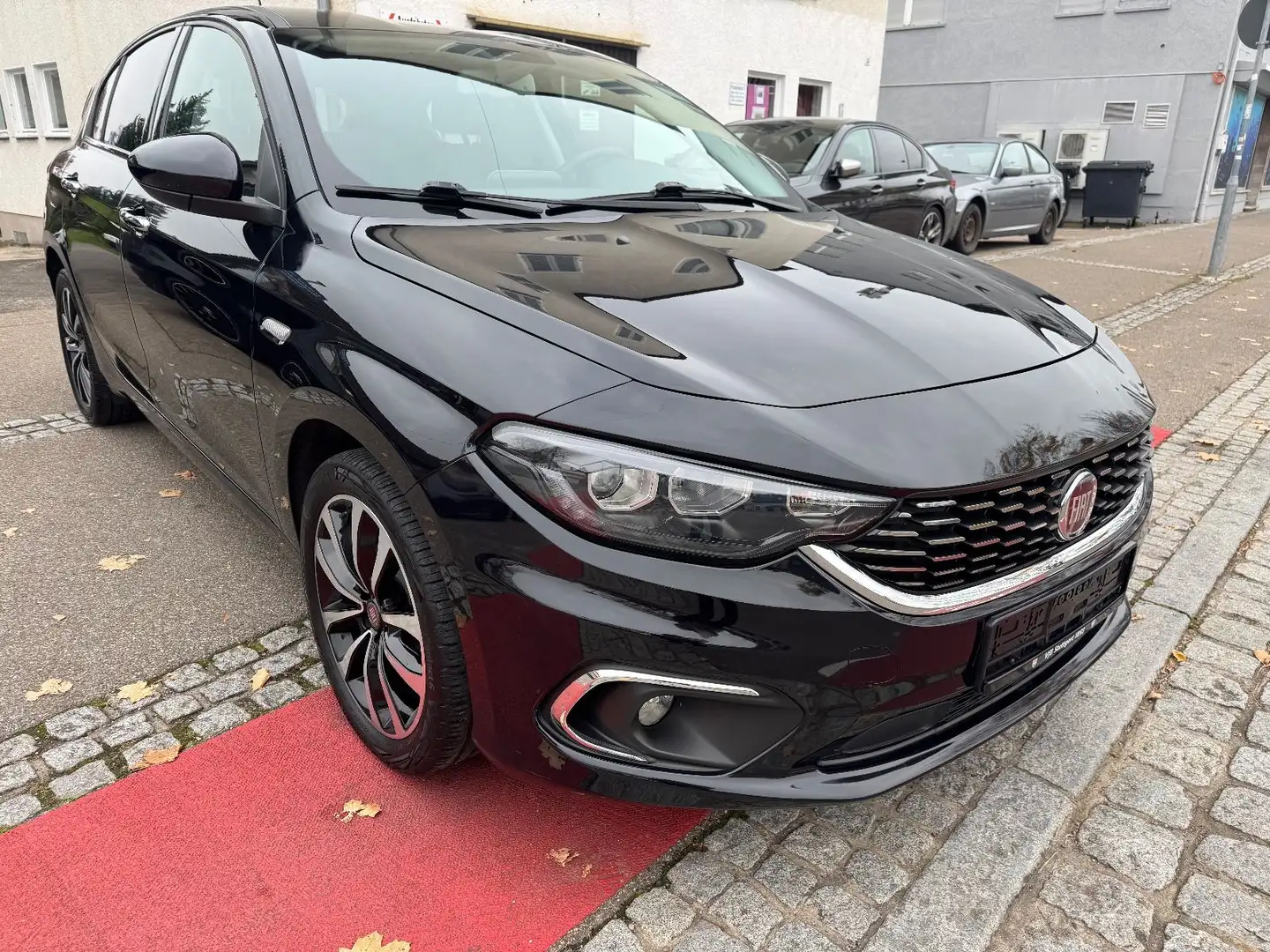 Fiat Tipo Business/ Navi/RFK/ACC Schwarz - 2