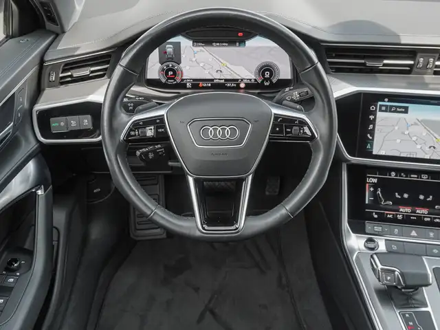 Audi A6 view 11
