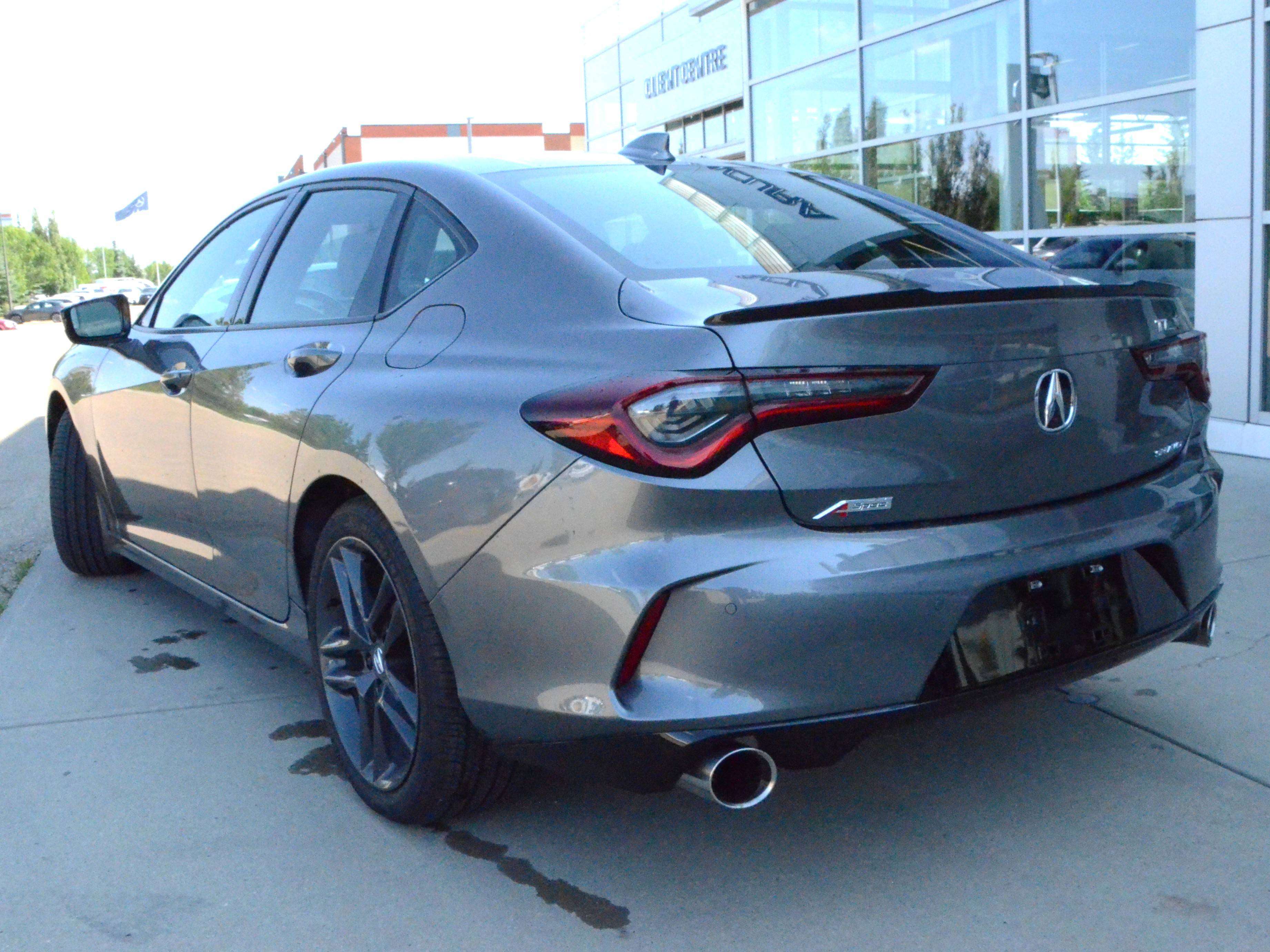 2025 Acura TLX