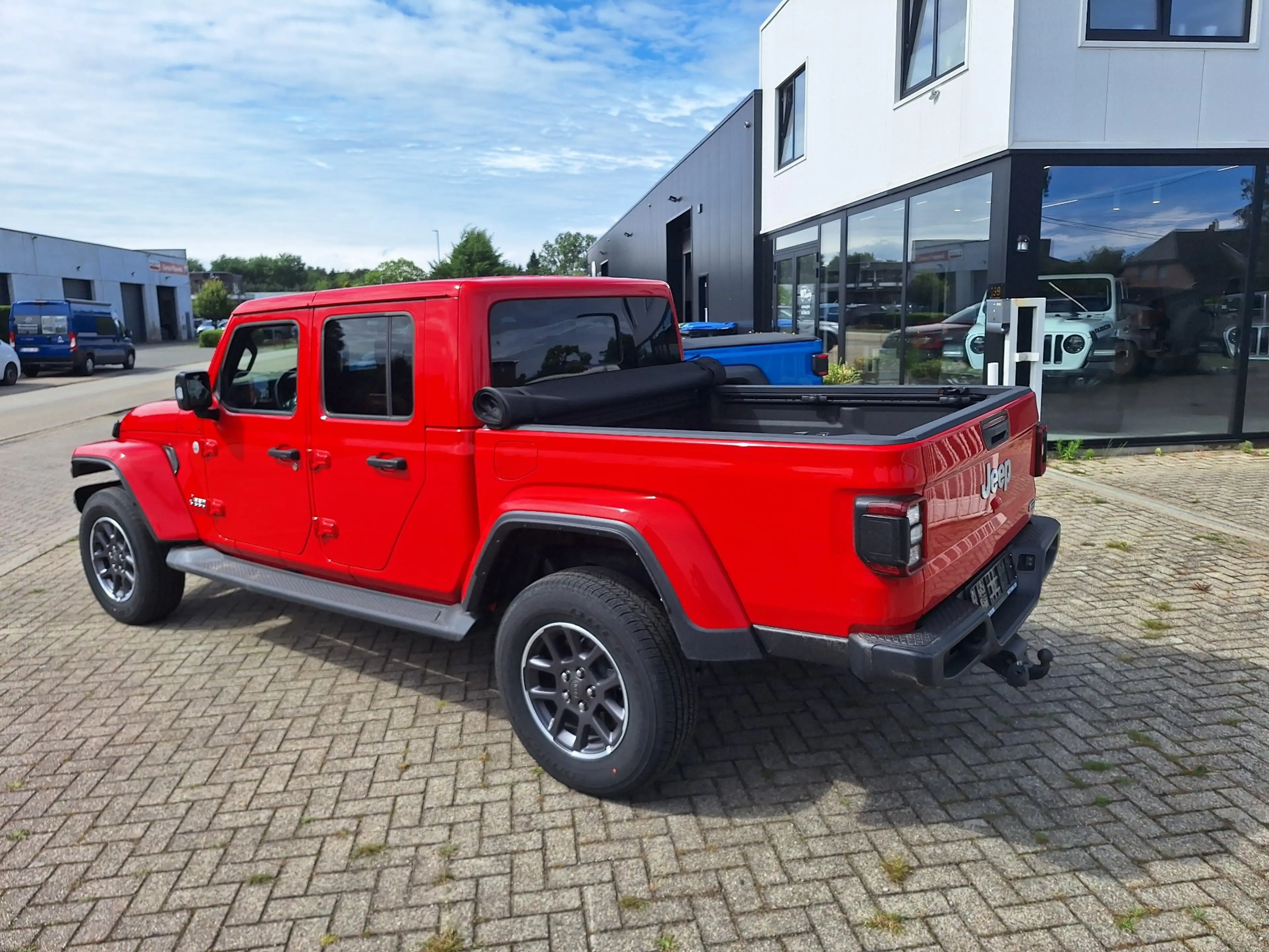 Jeep Gladiator 3.0 V6 4WD ATX Overland — photo 5