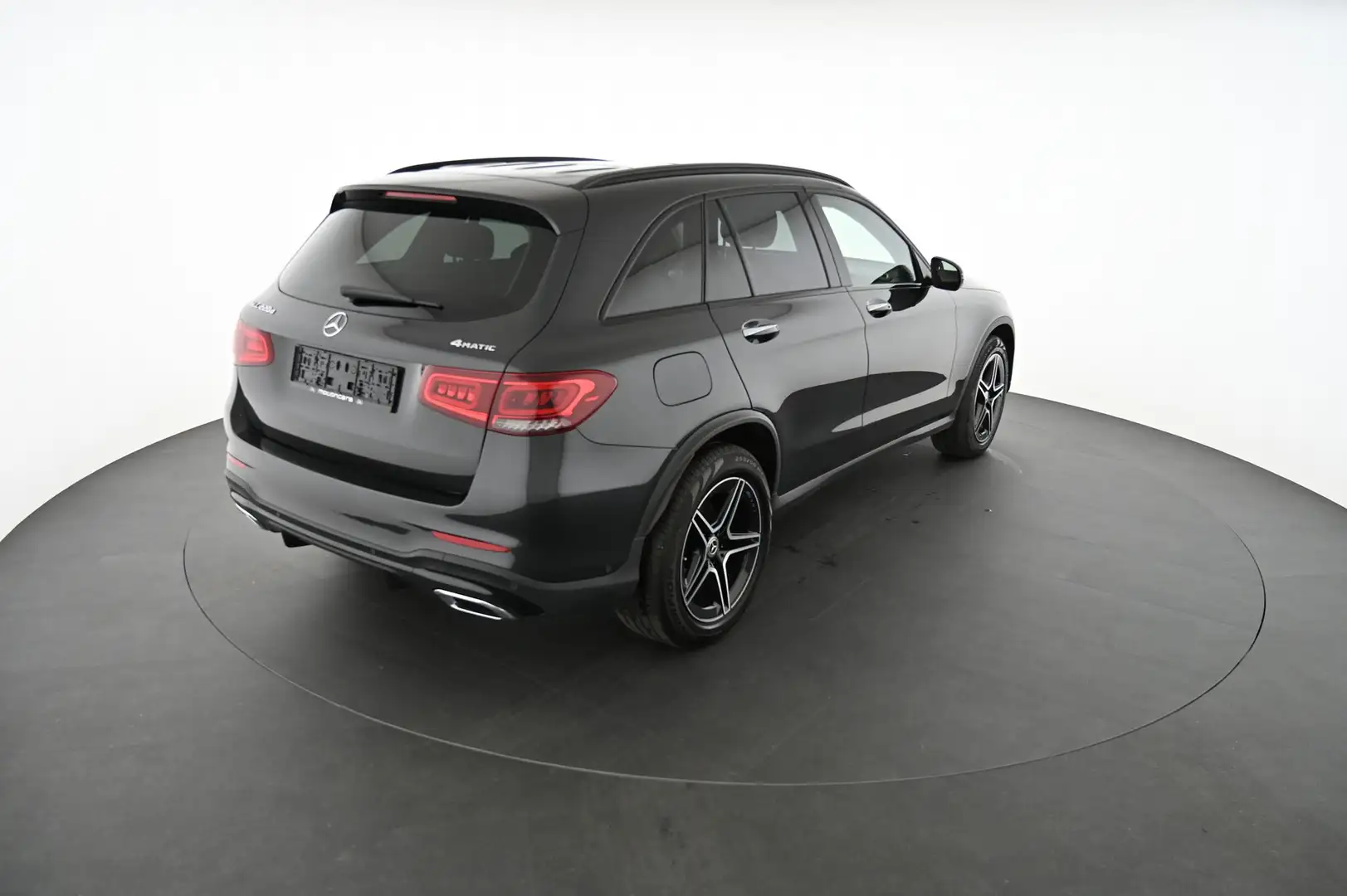 Mercedes-Benz GLC 220 GLC-Klasse GLC 220 d AMG Line 4Matic Grau - 2