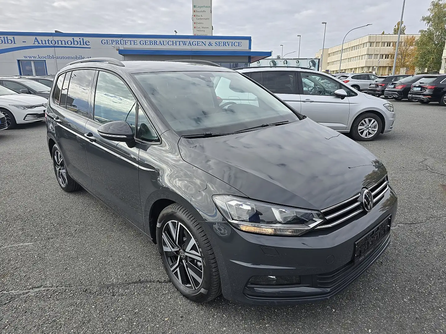 Volkswagen Touran Comfortline 2,0 TDI SCR Gris - 1
