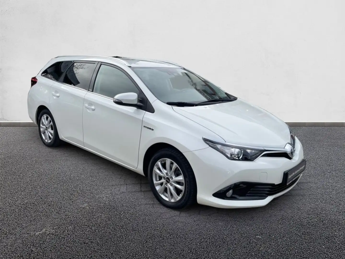 Toyota Auris 1.8 VVT-i Hybrid Automatik Touring Sports Edition- Beyaz - 2
