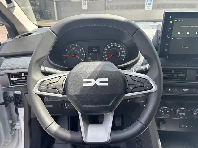 Dacia Sandero view 13