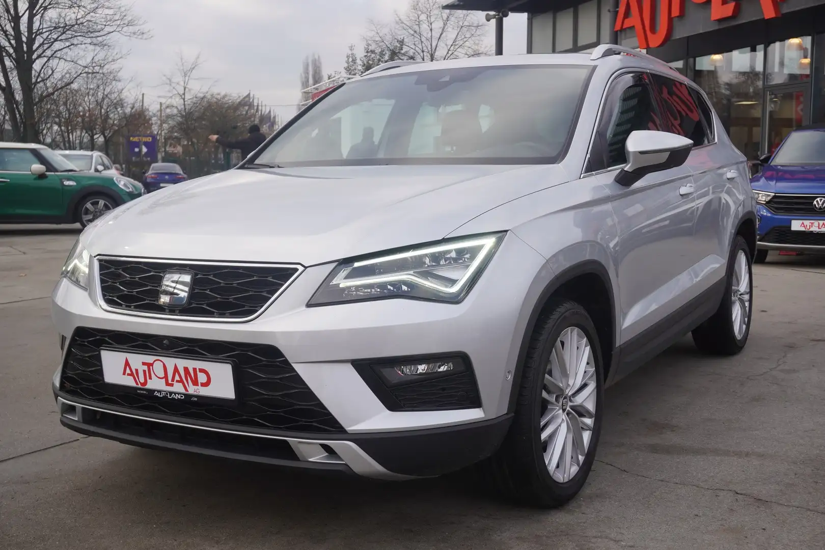 SEAT Ateca 1.5 Xcellence LED Navi Panorama 360° Zilver - 1