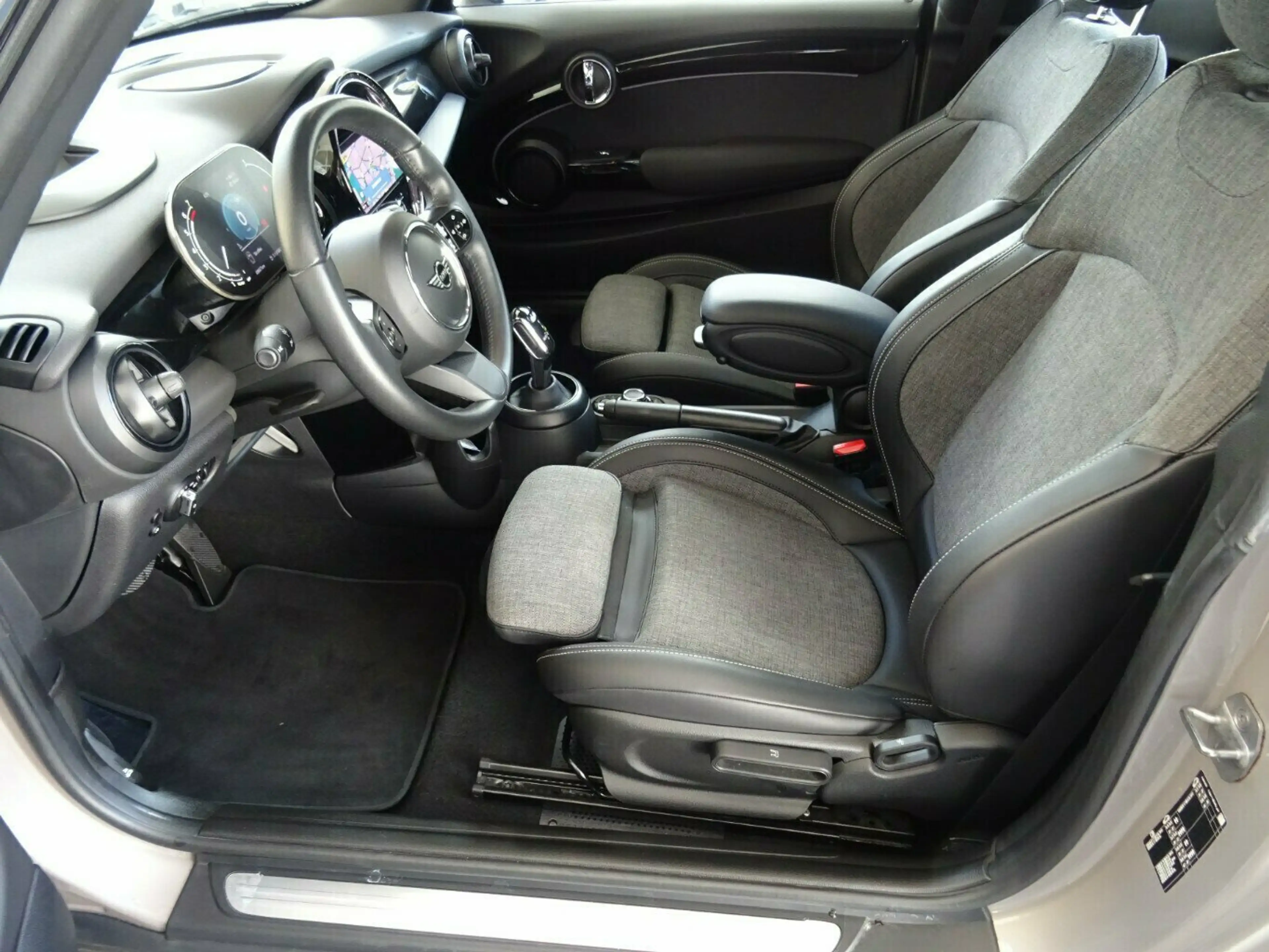 MINI One Classic Trim Autom,Headup,Navig — photo 5