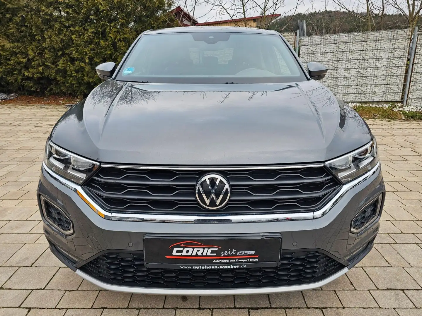 Volkswagen T-Roc Sport Grau - 1