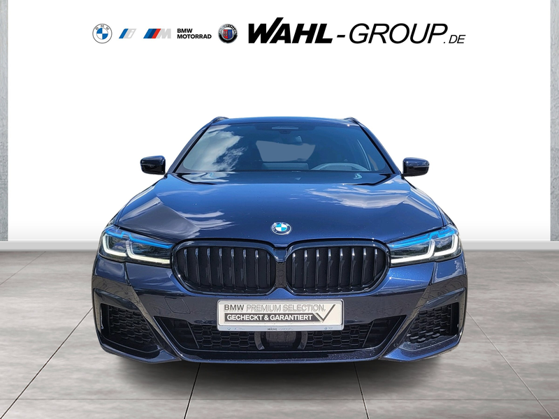 BMW 540 d xDrive Touring — photo 3