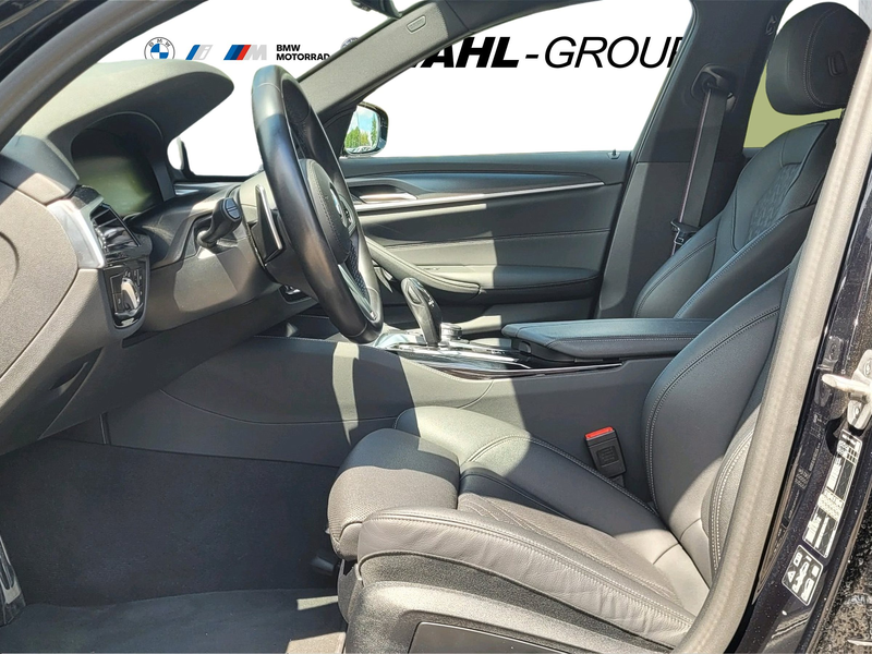 BMW 540 d xDrive Touring — photo 8