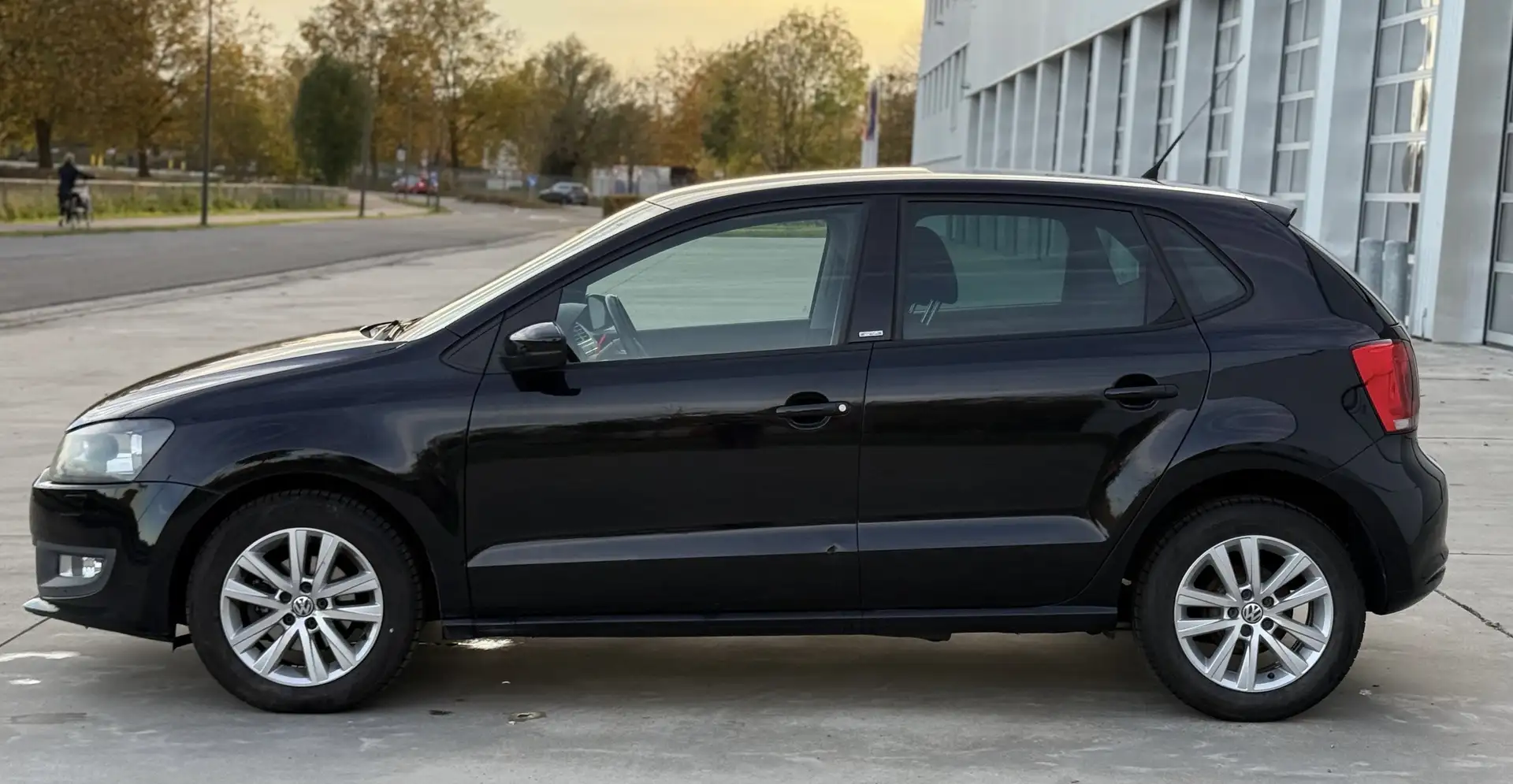 Volkswagen Polo BENZINE 1.2 | ALCANTARA | KEURING | 1j GARANTIE Noir - 2