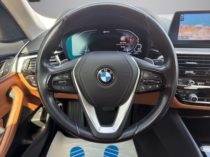 BMW 530 e Sport Line Lim. LED/Kamera/Head-Up — photo 11
