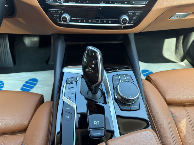 BMW 530 e Sport Line Lim. LED/Kamera/Head-Up — photo 14