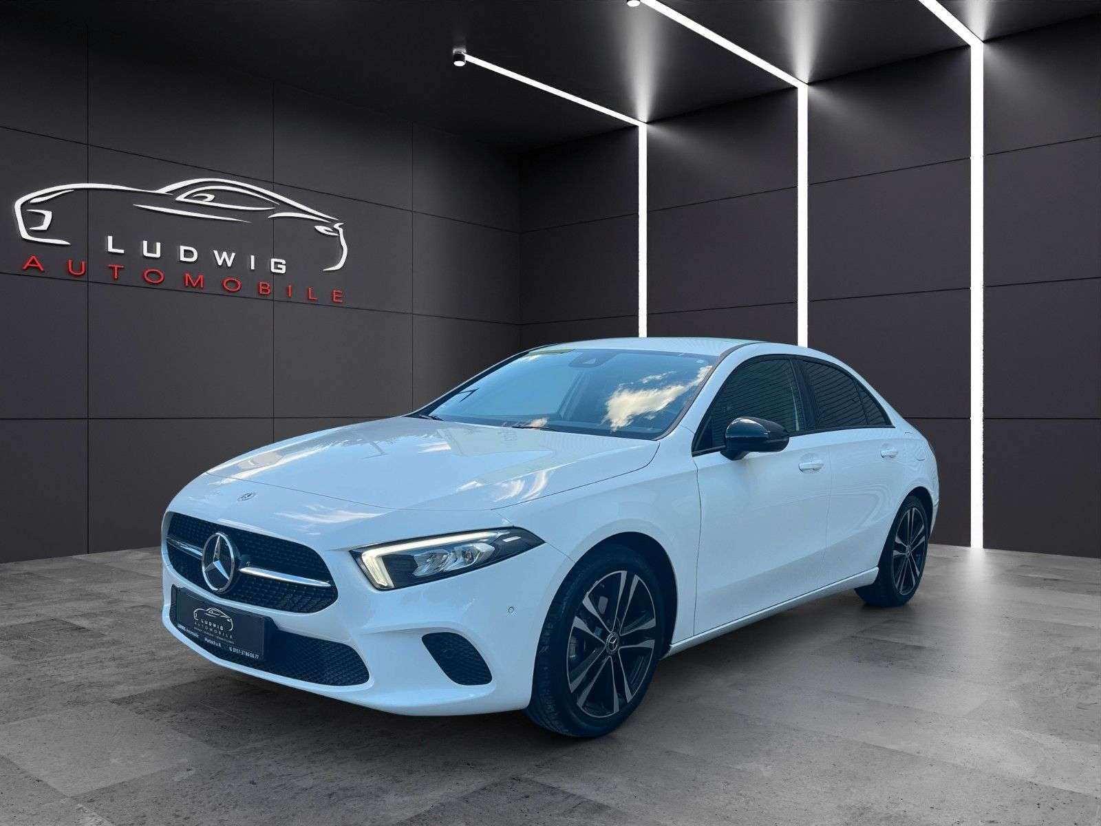 Mercedes-Benz A 180