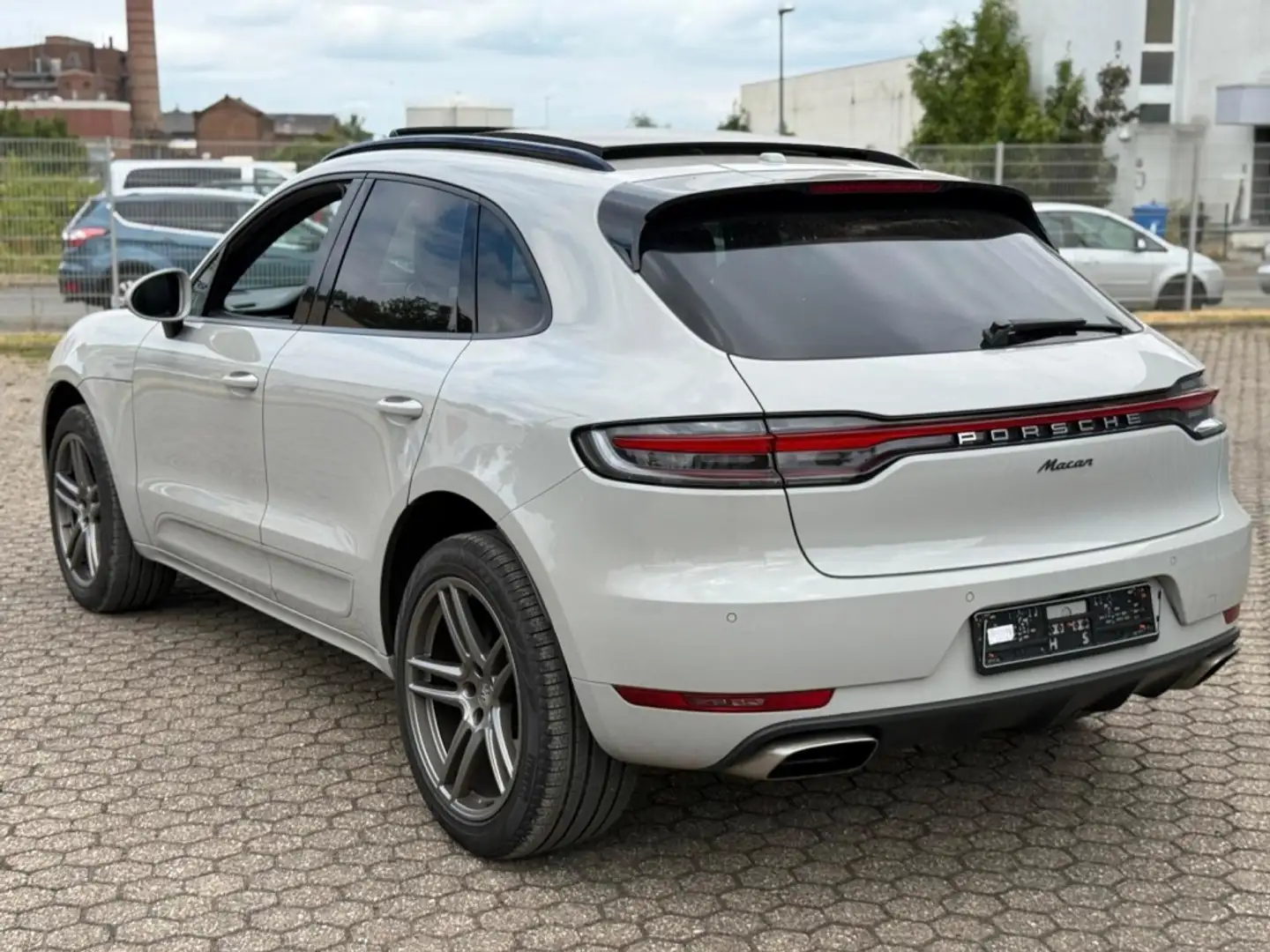 Porsche Macan Aut. Gris - 1