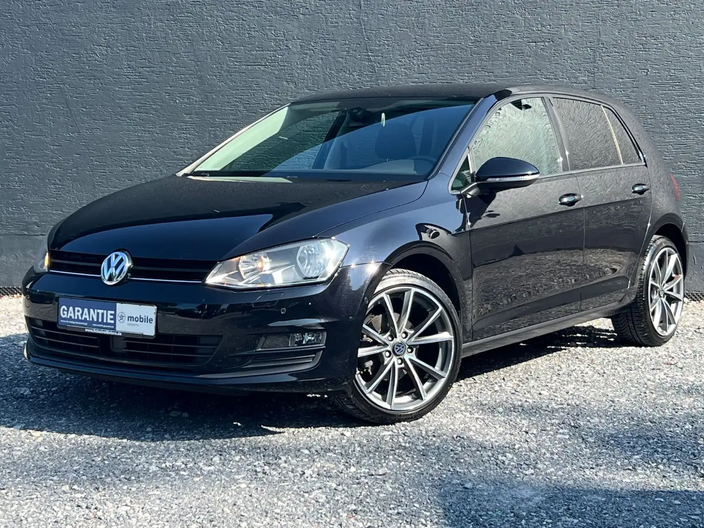 Volkswagen Golf VII Lim. DSG Navi SHZ ACC Aut.-Einparkass. Schwarz - 1