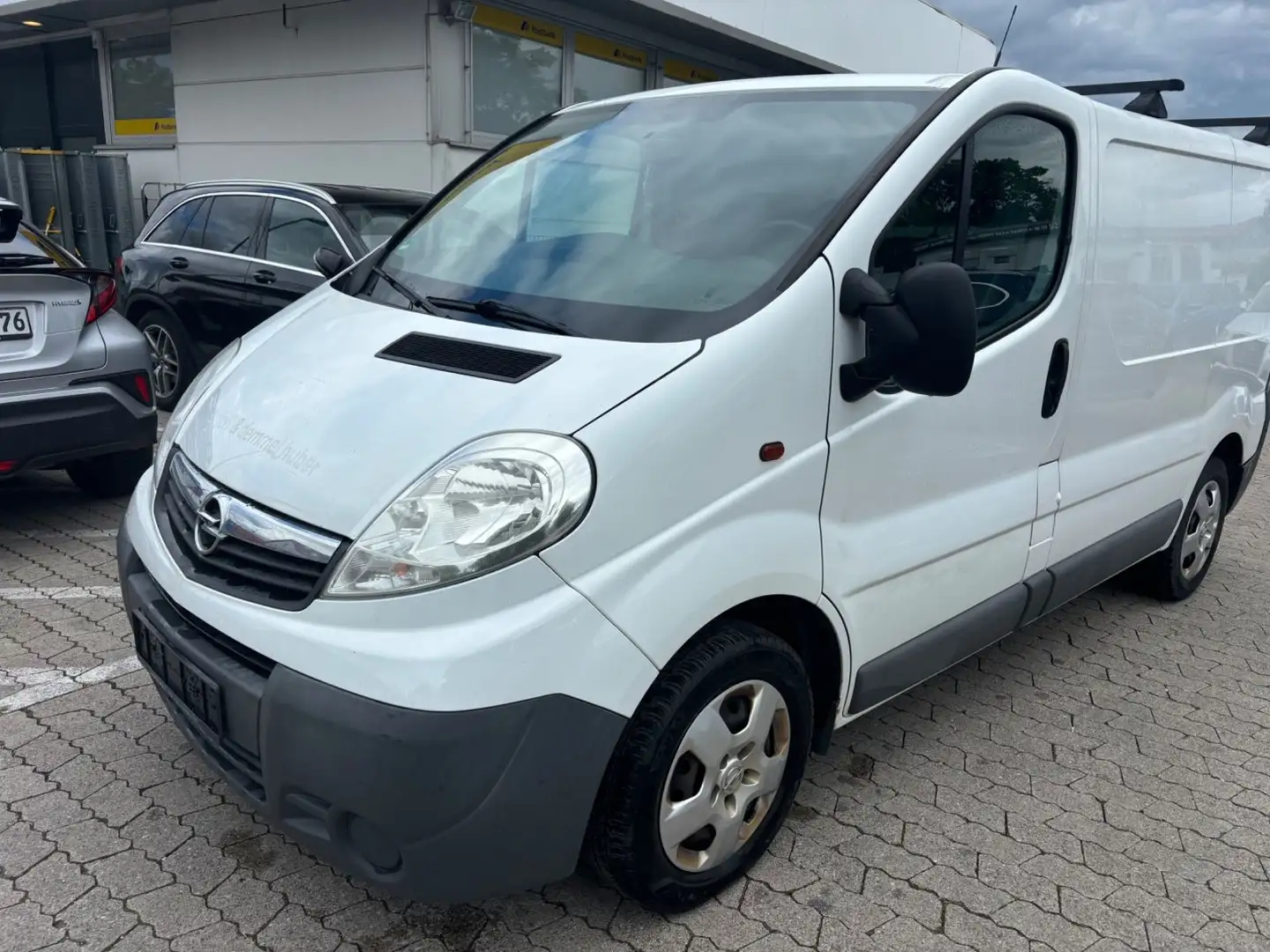 Opel Vivaro **1.HAND ** TÜV NEU **EURO 5** Blanc - 2