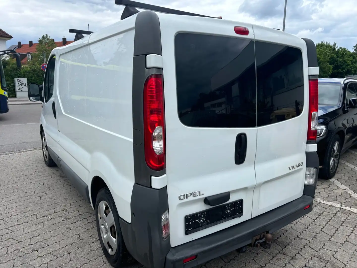 Opel Vivaro **1.HAND ** TÜV NEU **EURO 5** Blanc - 1