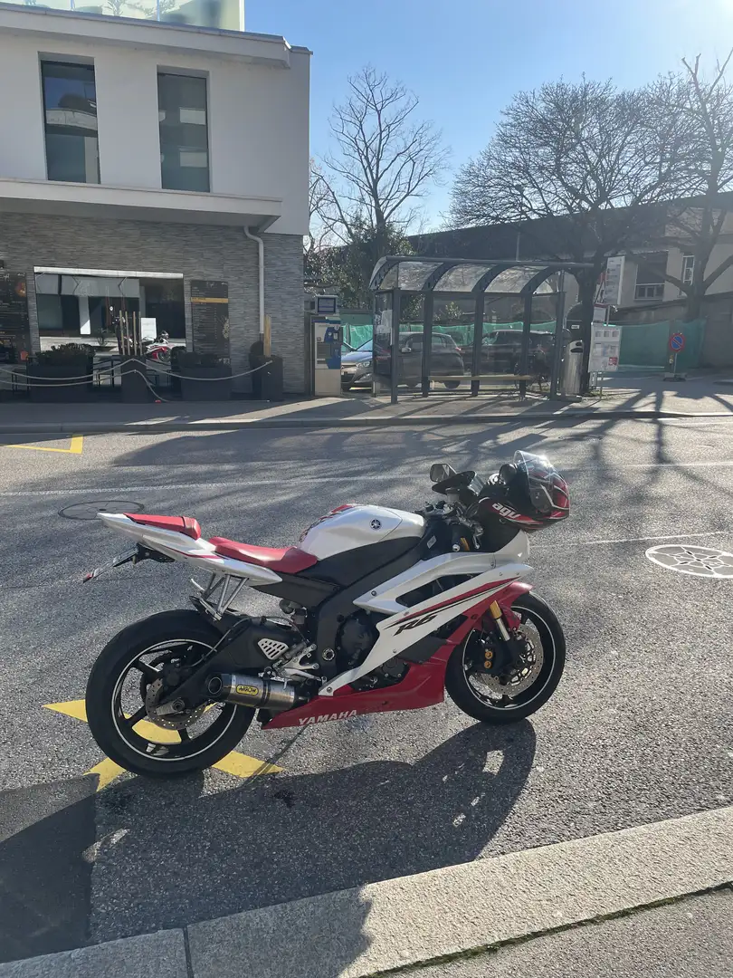 Yamaha YZF-R6 - 2