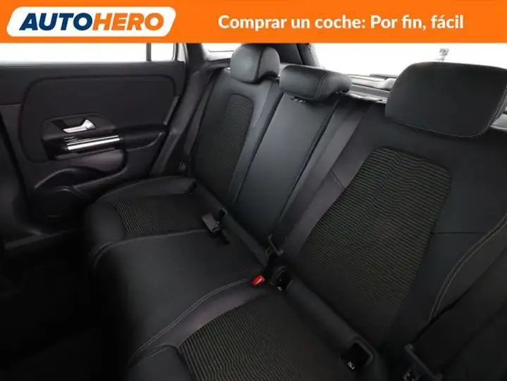 Mercedes-Benz GLA 2022, foto 15