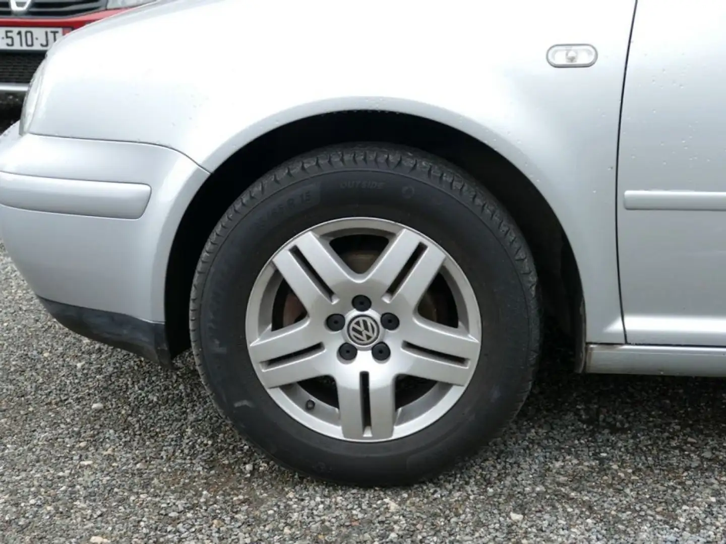 Volkswagen Golf 1.6i Confort Grau - 2