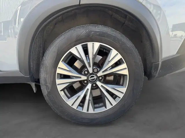 Nissan X-Trail view 16