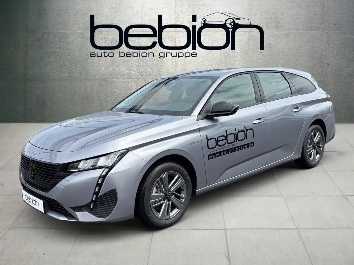 Peugeot 308 1.2 145 SW Style Grau - 2