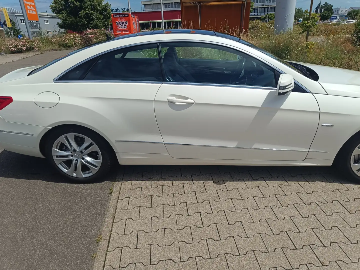 Mercedes-Benz 350 - 2