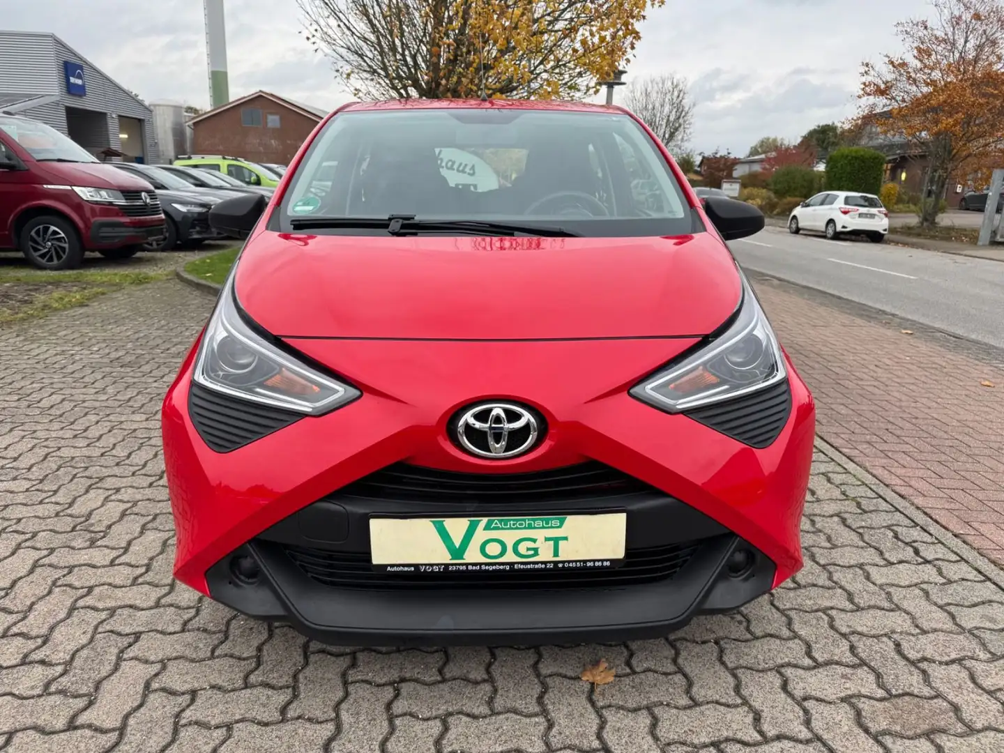 Toyota Aygo AYGO x Rouge - 2