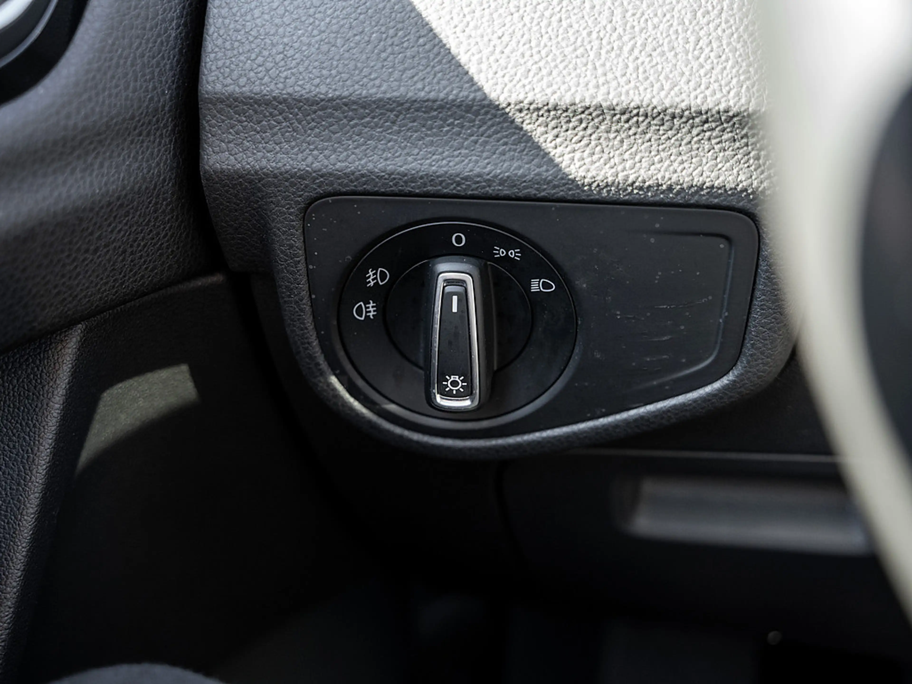 Volkswagen Golf Sportsvan 1.4 TSI Highline SHZ PANO PDC — photo 13