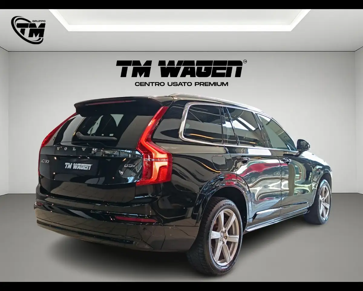 2022 Volvo XC90 B5 (d) AWD automatico 7 posti PLUS DARK 2022 4X4, photograph 7