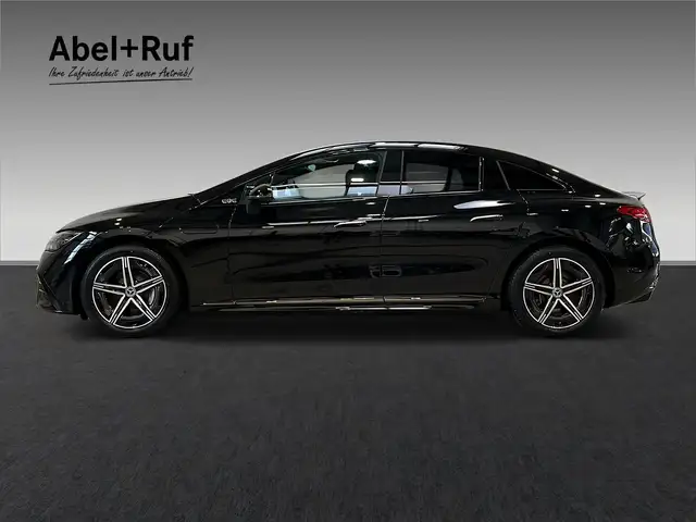 Mercedes-Benz 300 view 5