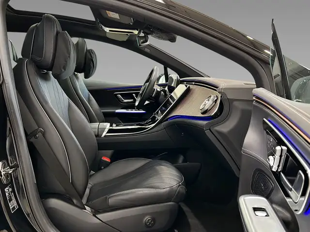Mercedes-Benz 300 view 12