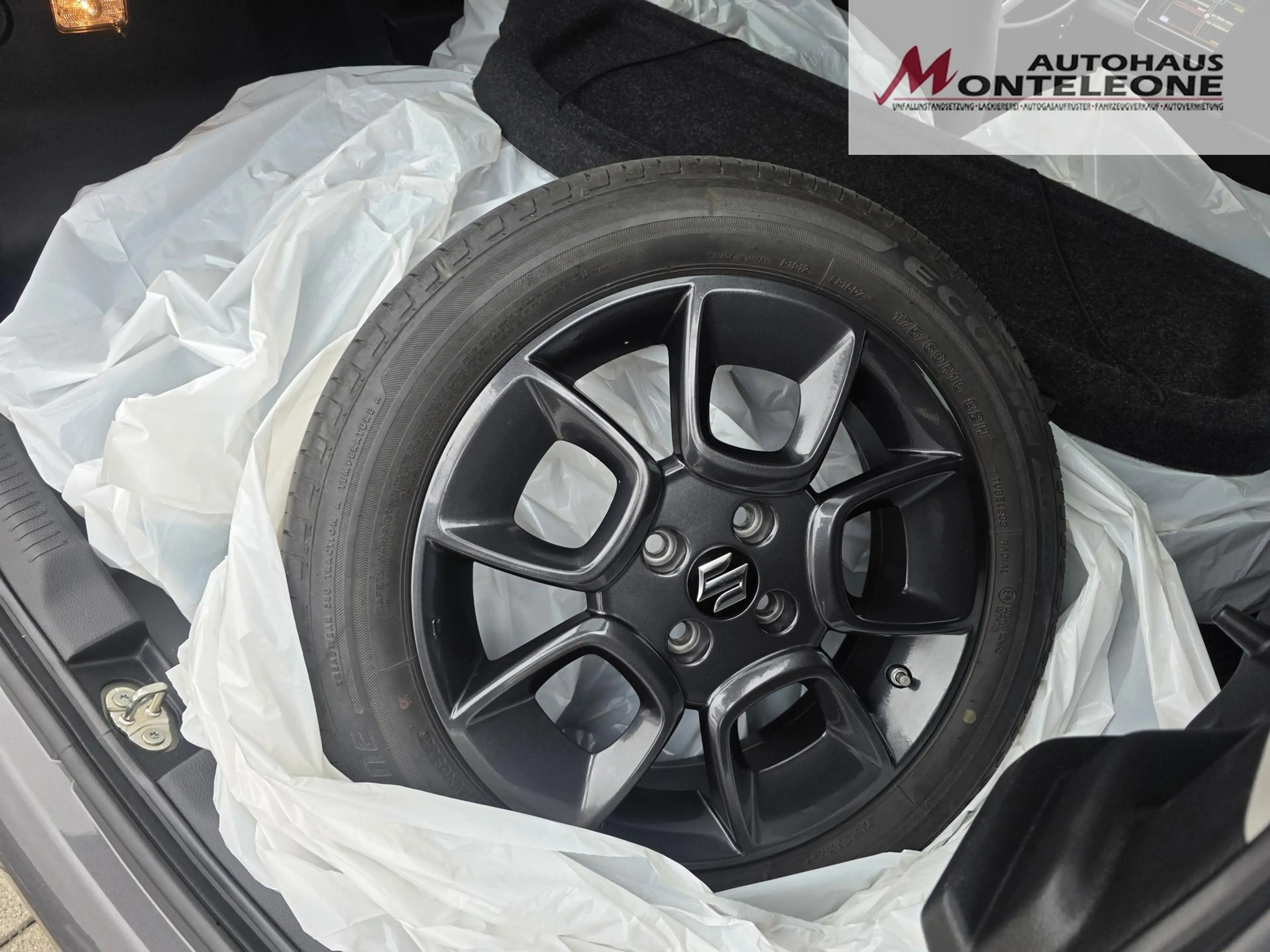 Suzuki Ignis 1.2 Hybrid Comfort Allgrip | 4x4 61 kW (83 PS),... — photo 9