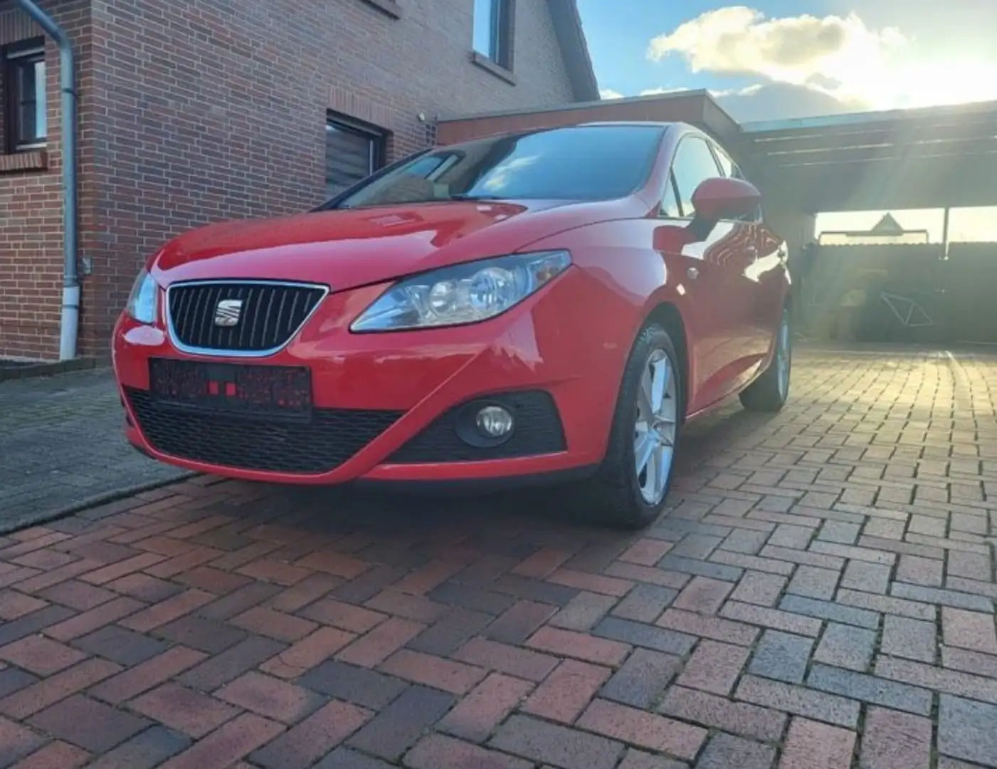 SEAT Ibiza Ibiza ST 1.6 TDI Rot - 1