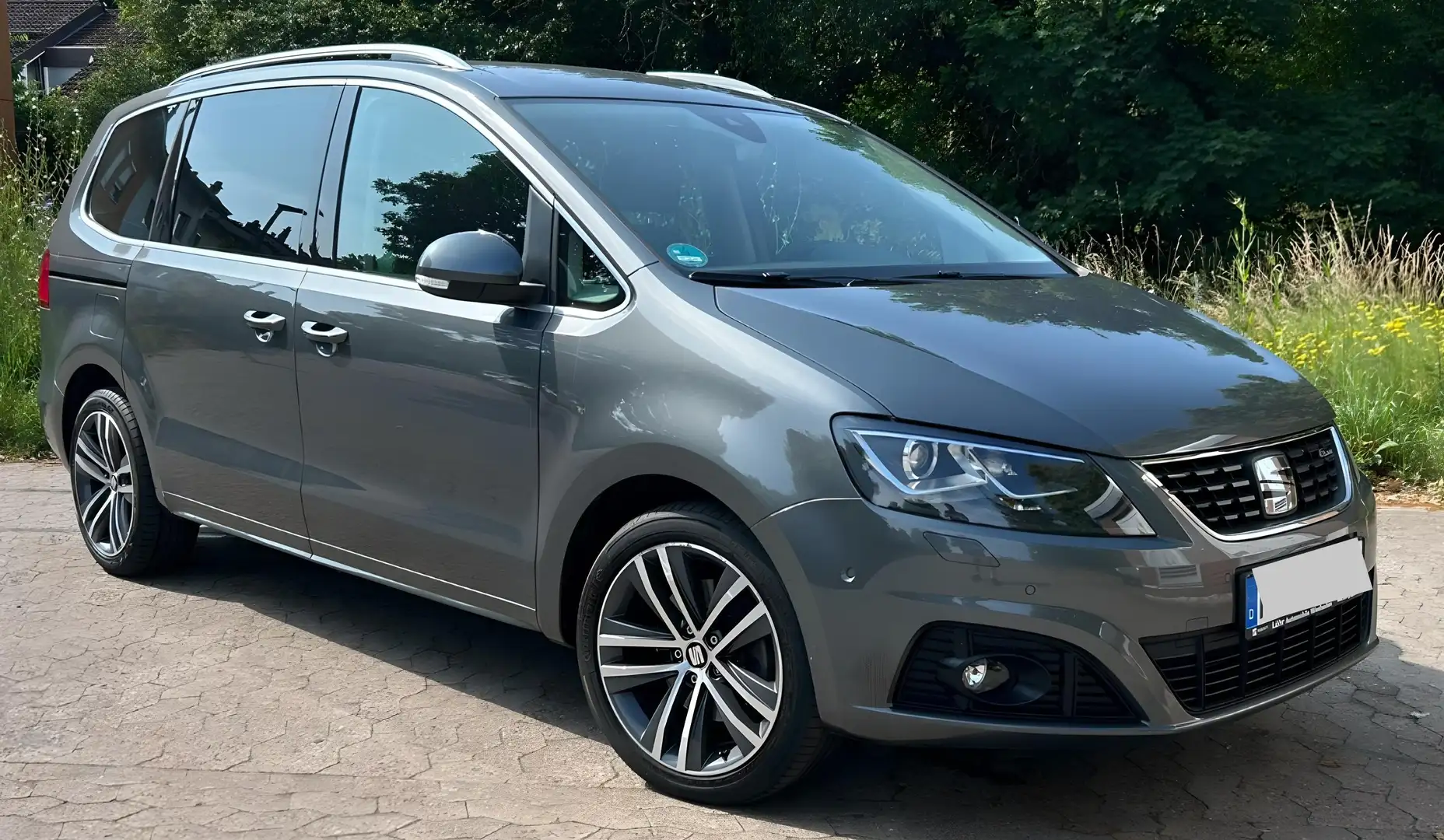SEAT Alhambra Alhambra 1.4 TSI S Grau - 1