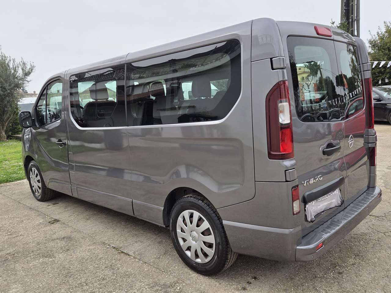 Opel Vivaro 1.6 BITURBO PASSO LUNGO 9 POSTI.NAVIGATORE