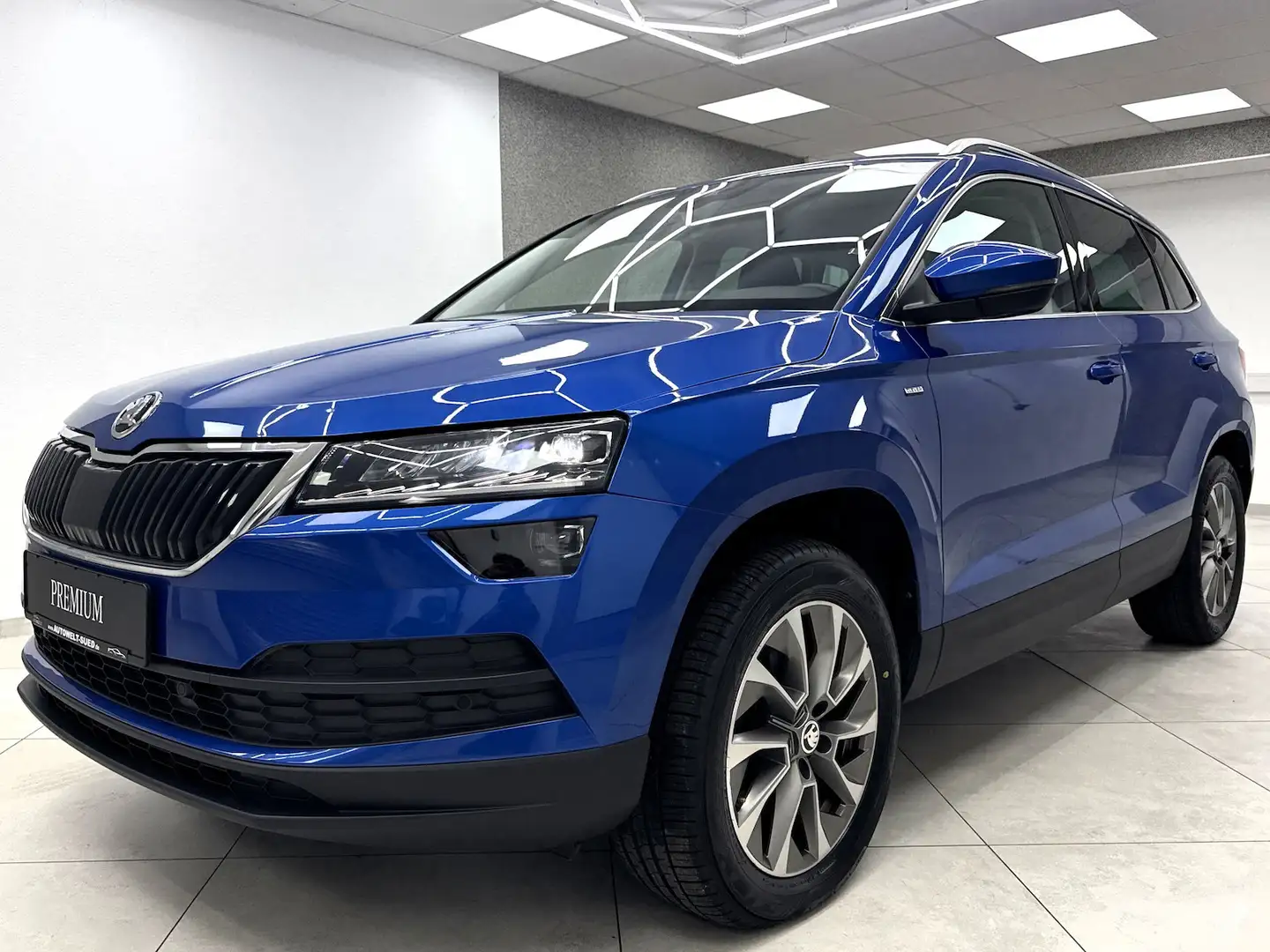 Skoda Karoq 2.0 TDI 4x4 Clever Pano AHK ACC 2xSpur LED Bleu - 2