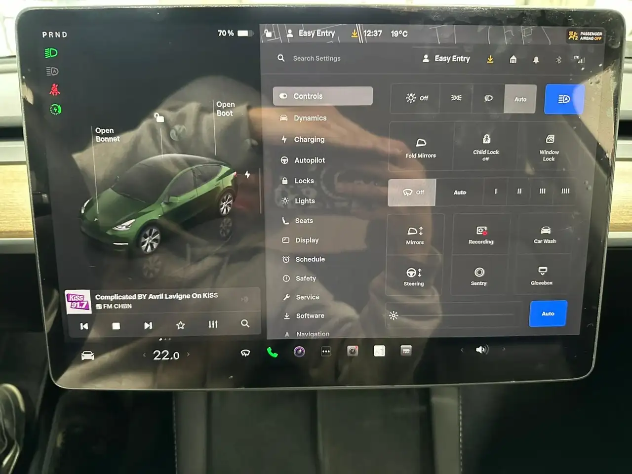 Tesla Model Y снимка Tesla Model Y