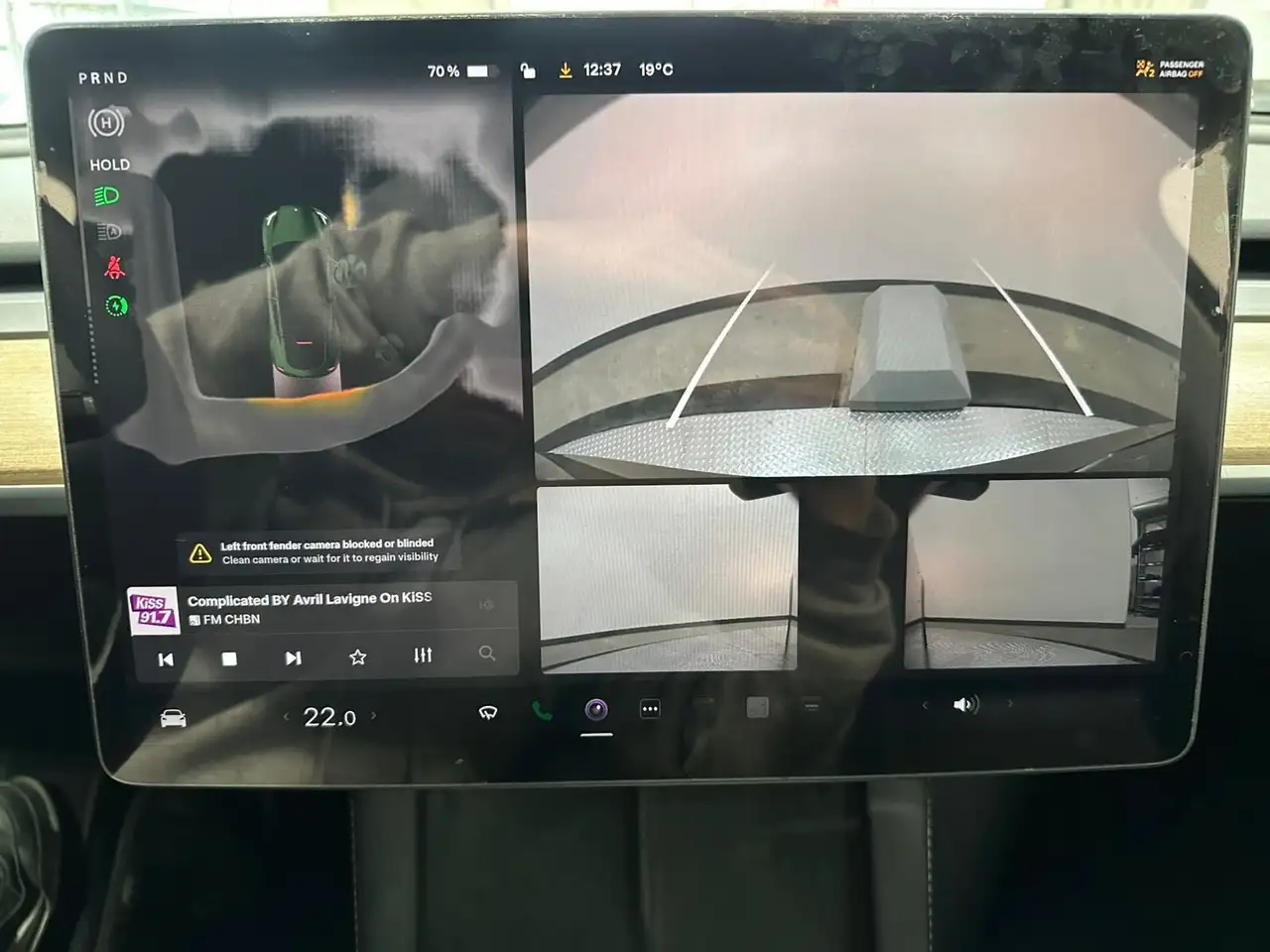 Tesla Model Y снимка Tesla Model Y