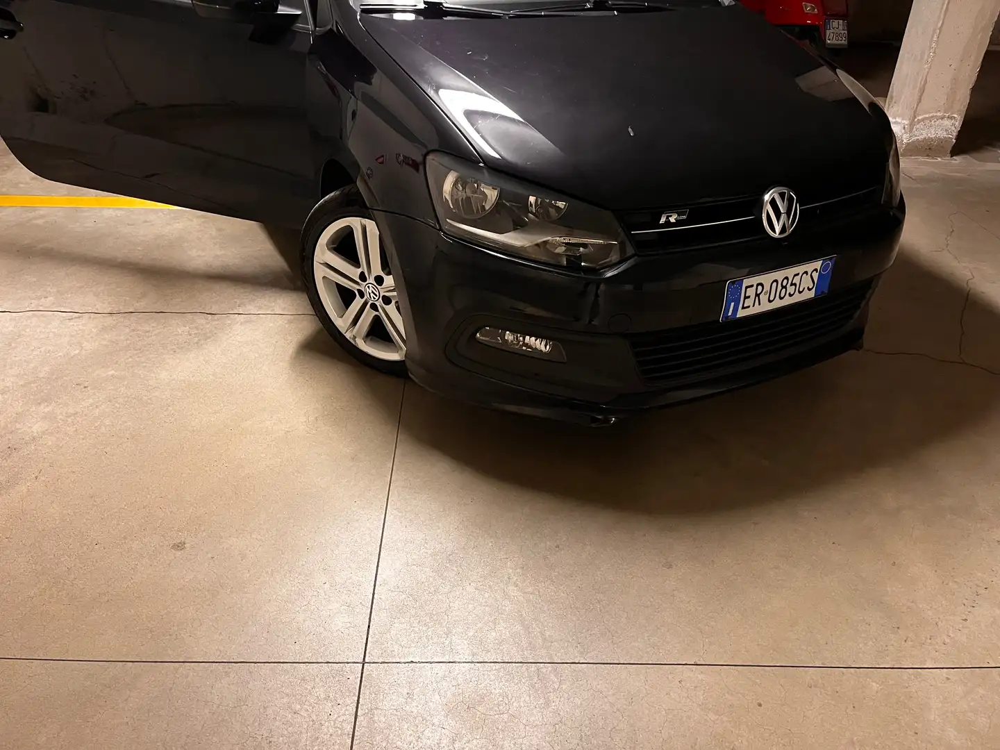 Volkswagen Polo Polo V 2009 3p 1.4 R-line 85cv dsg Schwarz - 2