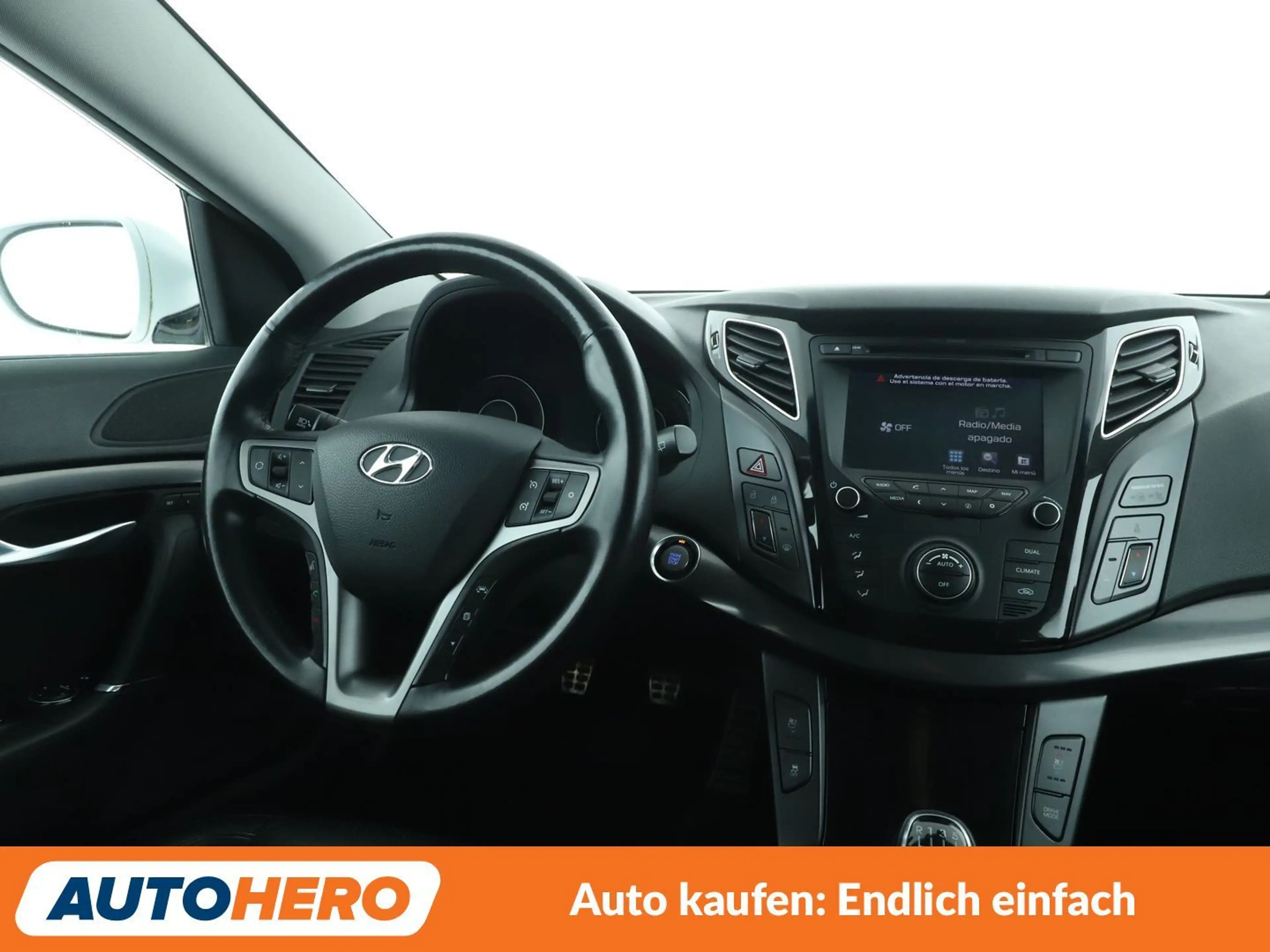 Hyundai i40 1.7 CRDi Premium Blue*NAVI*TEMPO*CAM*PDC*SHZ*KLIMA — photo 12