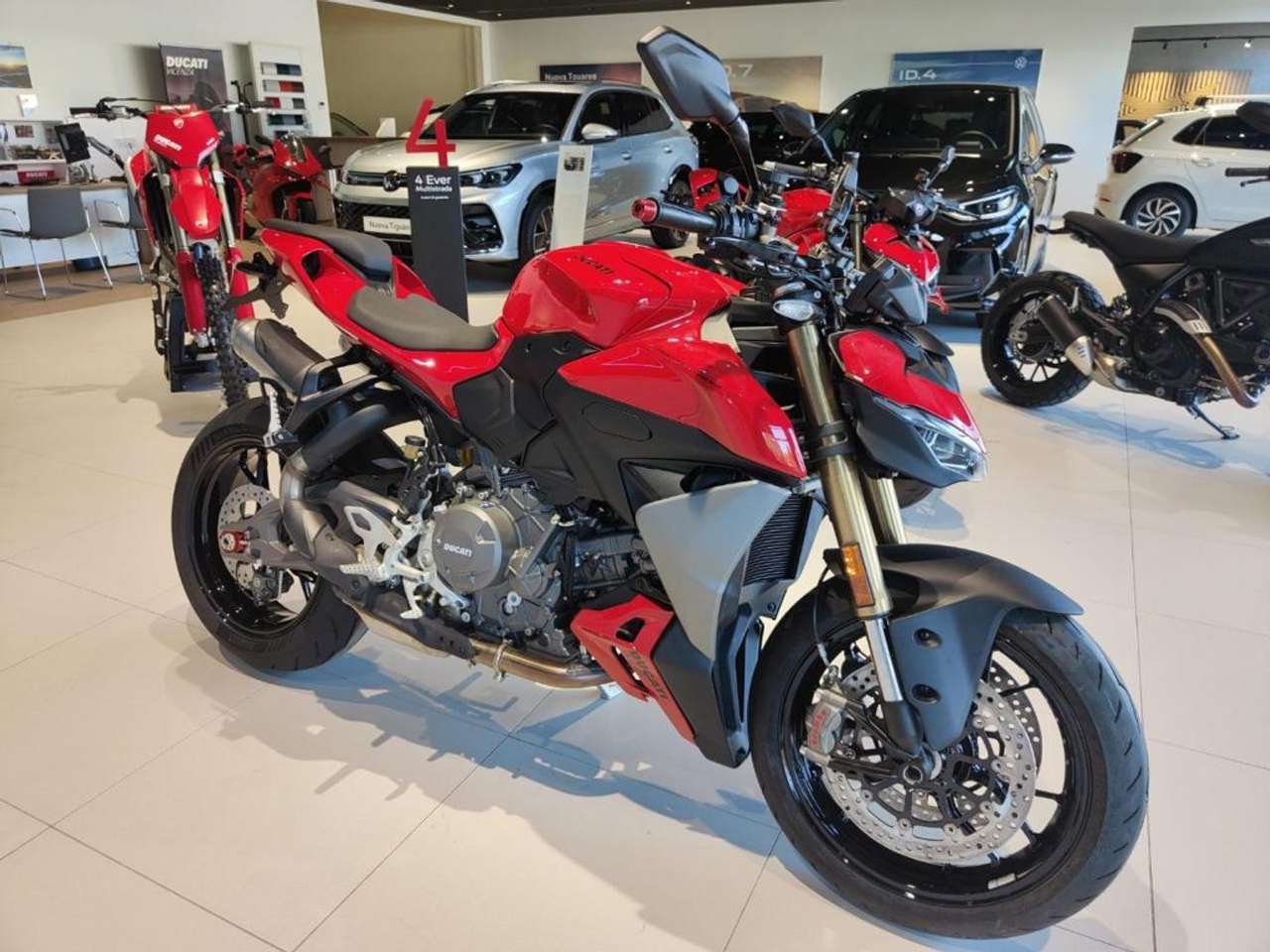 Ducati Streetfighter V2 RED MY2026 35KW DEPOTENZIATA PATENTE A2