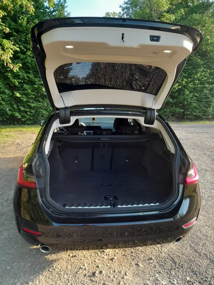 BMW 320 320d Touring Aut. - 2