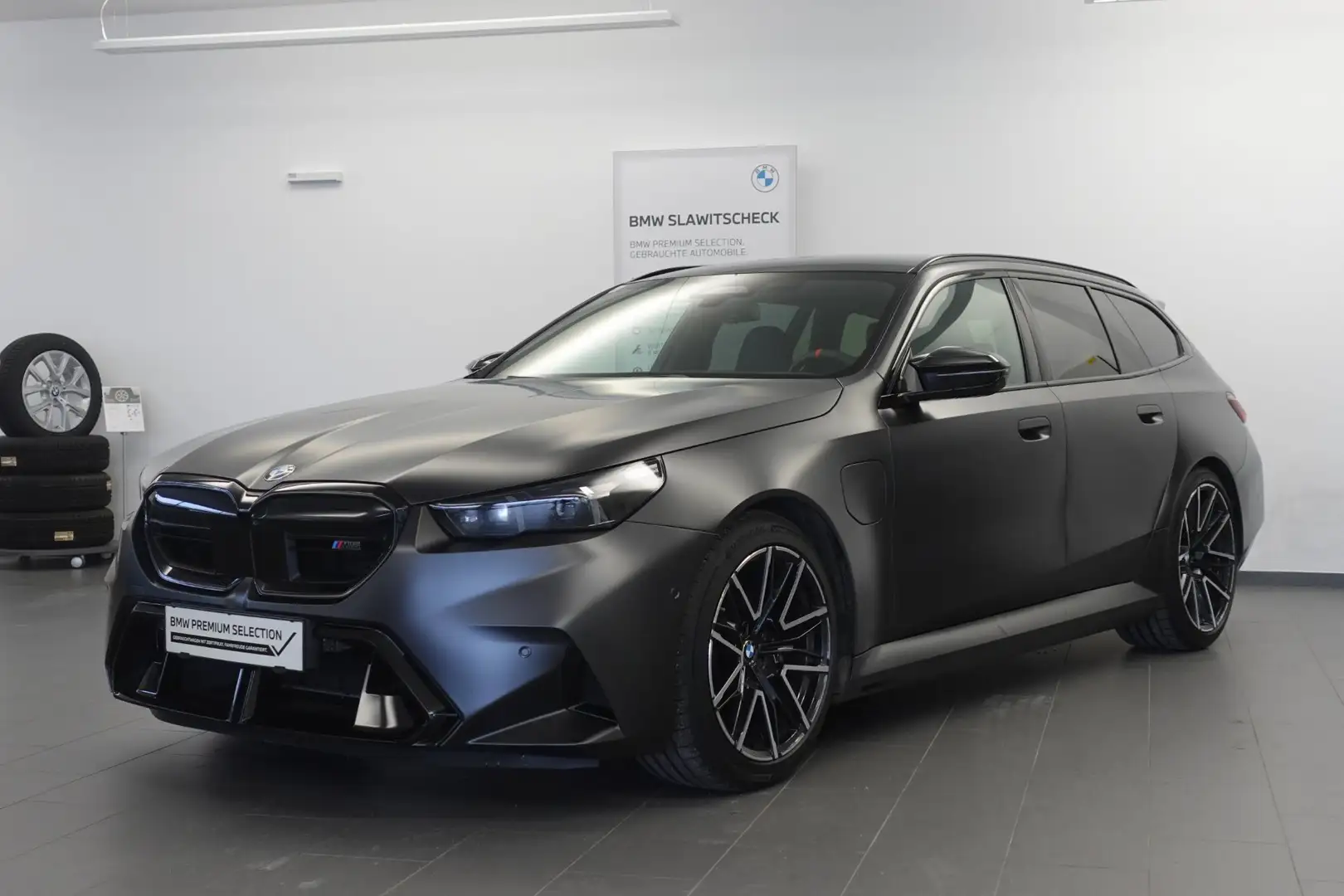 BMW M5 G99 Grau - 1