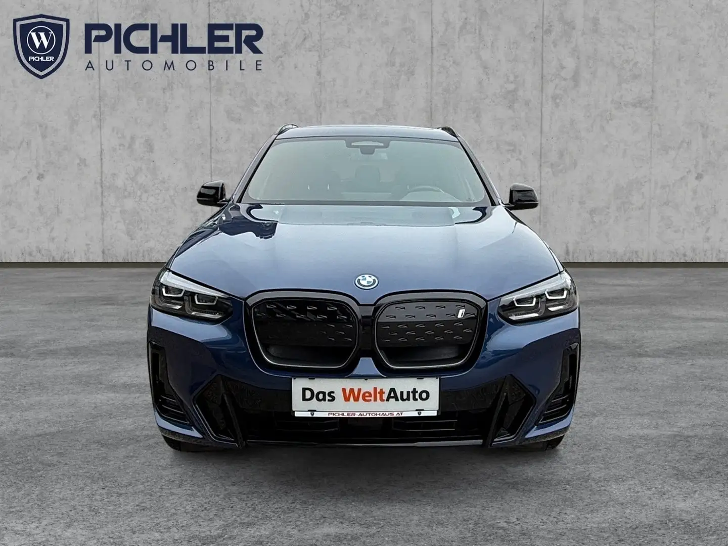 BMW iX3 M 73,8kWh Sport Blau - 2
