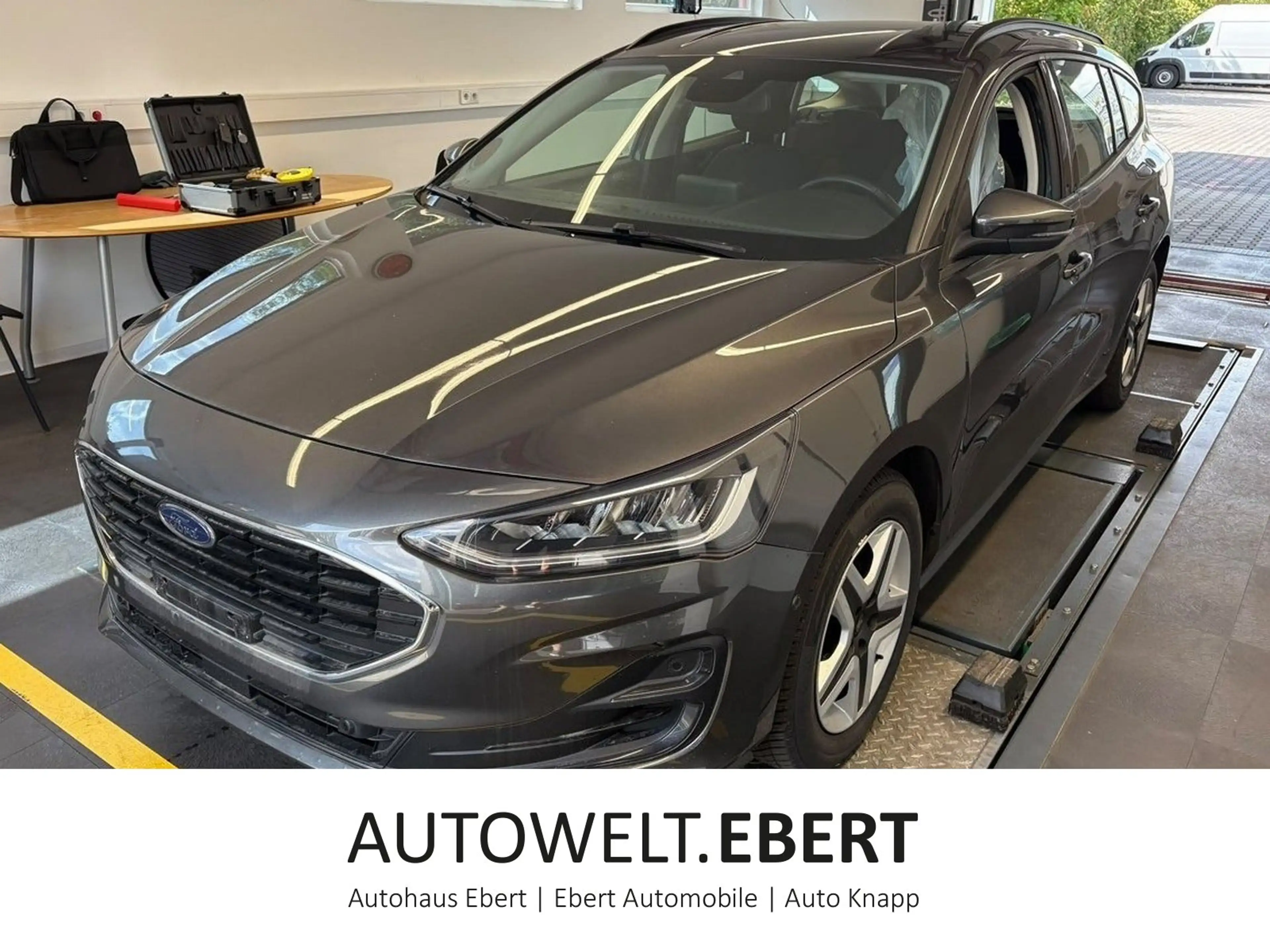 Ford Focus 1.0 Cool&Connect Aut./LED/KAMERA/TEMPO/NAV