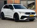 Volkswagen Tiguan 1.5 TSI DSG R-LINE Pano Camera Virtueel Wit - thumbnail 2