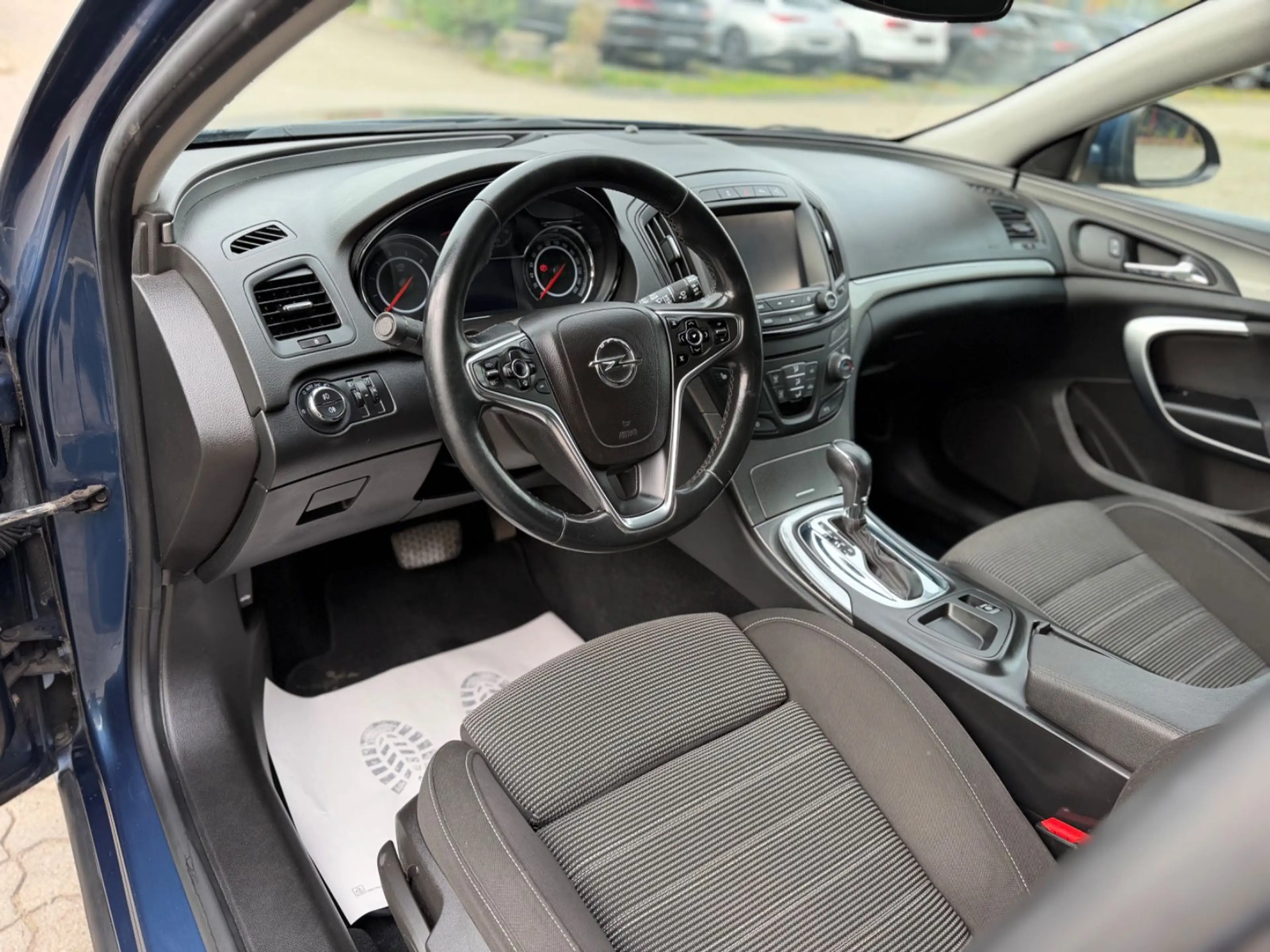 Opel Insignia 1.6 CDTI Automatik *NAVI *XENON *AHK — photo 11