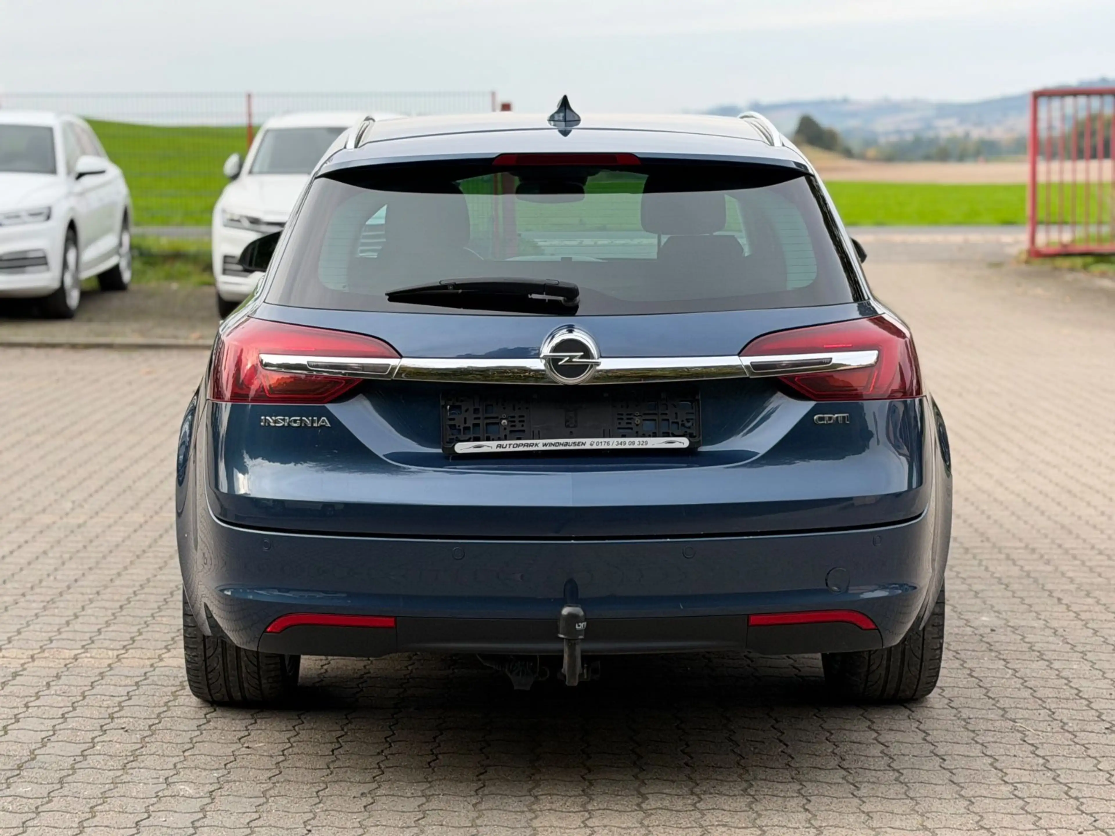 Opel Insignia 1.6 CDTI Automatik *NAVI *XENON *AHK — photo 4